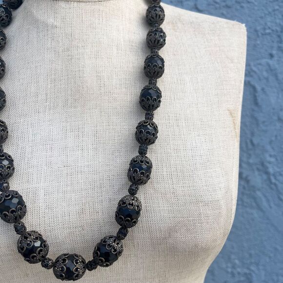 VIntage 1950s Black Beaded Statement Necklace Goth whimsygoth Antique - Picture 4 of 11